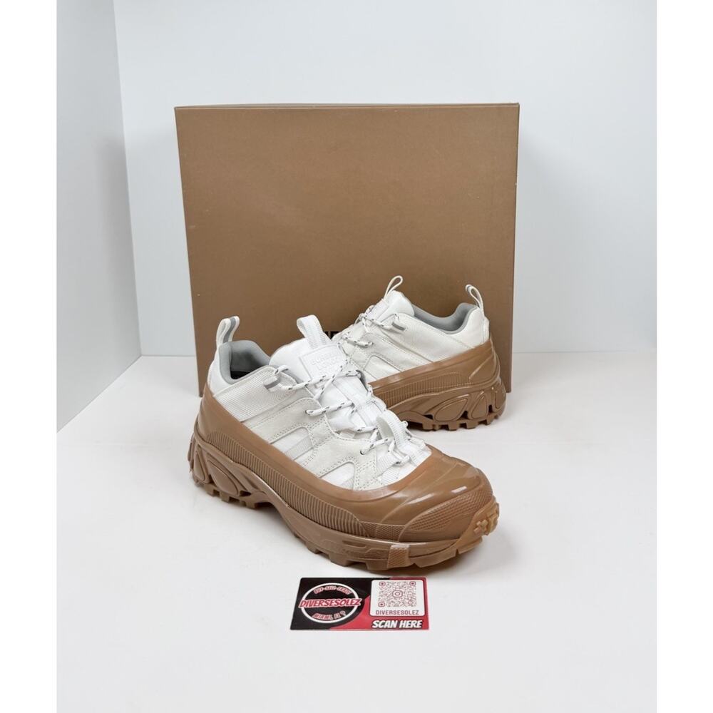 Size 41EU/8US - Burberry Arthur White Brown Sneakers🍂 RETAIL $800!
